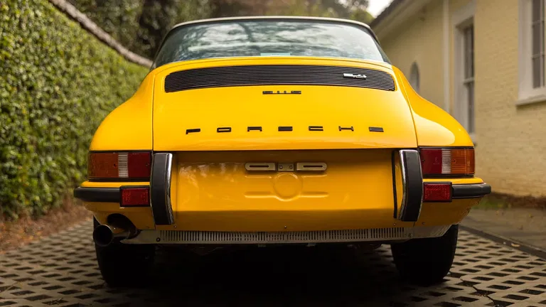 Porsche 911 S (F-Modell)