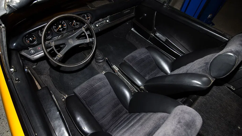 Porsche 911 S (F-Modell)