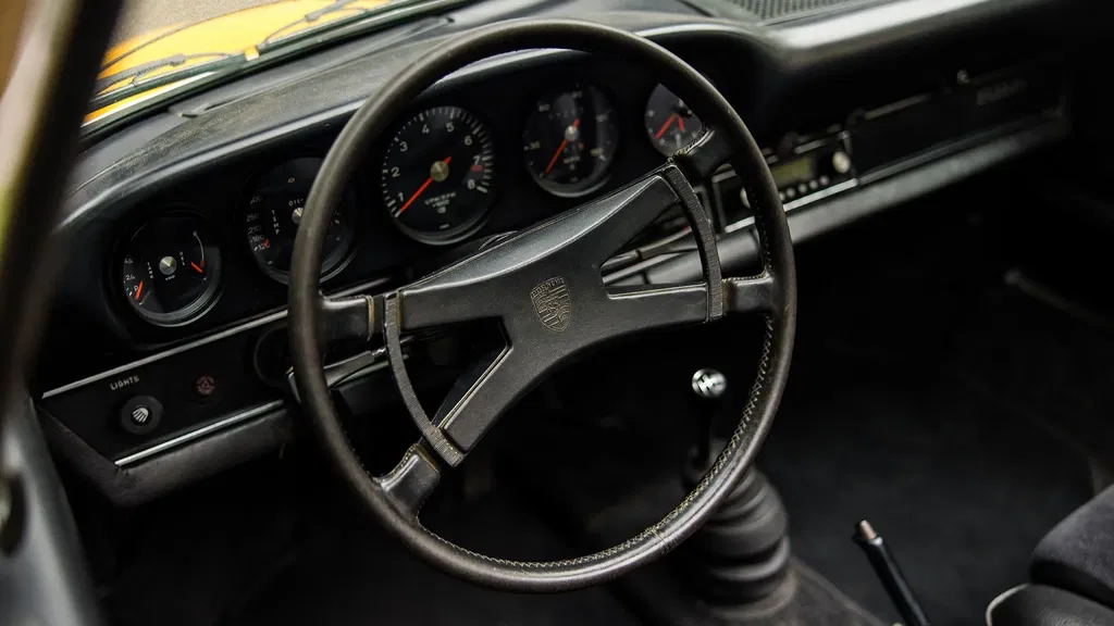 Porsche 911 S (F-Modell)