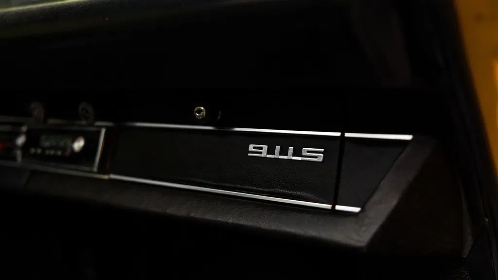 Porsche 911 S (F-Modell)