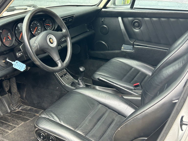 Porsche 964 Carrera 2