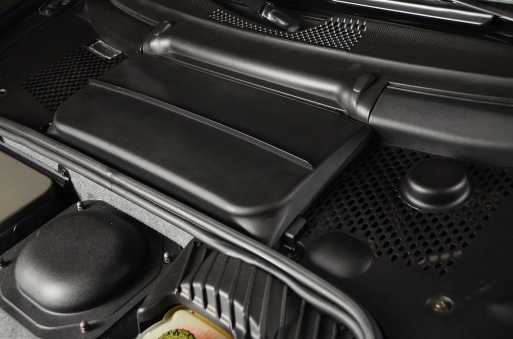 Porsche 996 Carrera 4 Millennium Edition