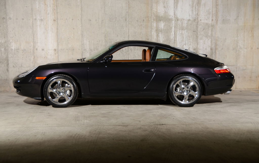 Porsche 996 Carrera 4 Millennium Edition