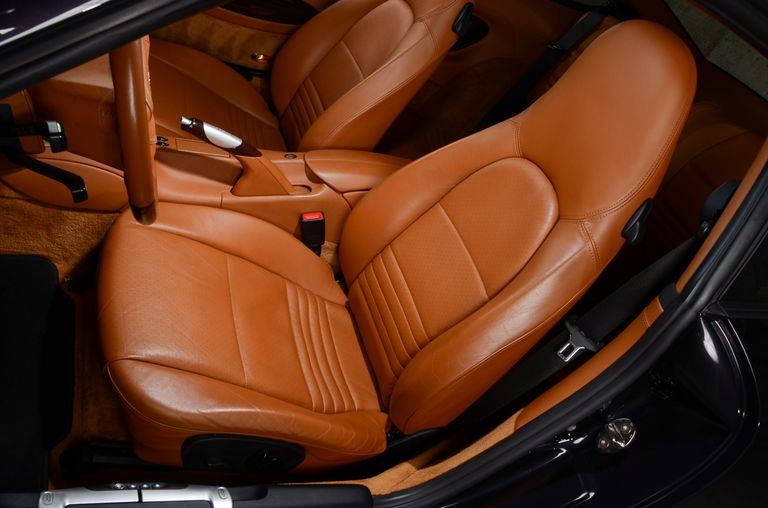 Porsche 996 Carrera 4 Millennium Edition