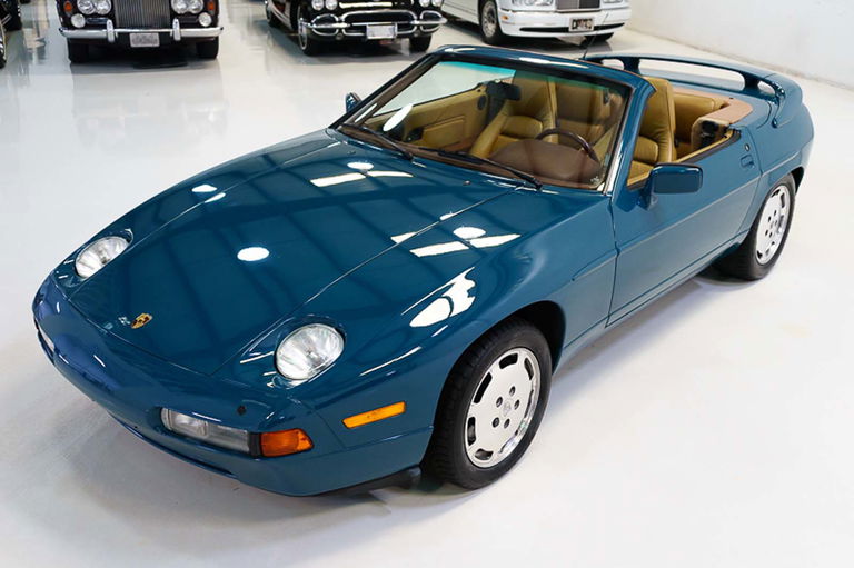 Porsche 928 S4