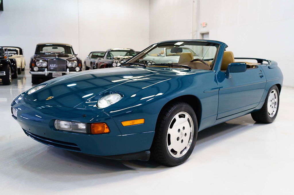 Porsche 928 S4