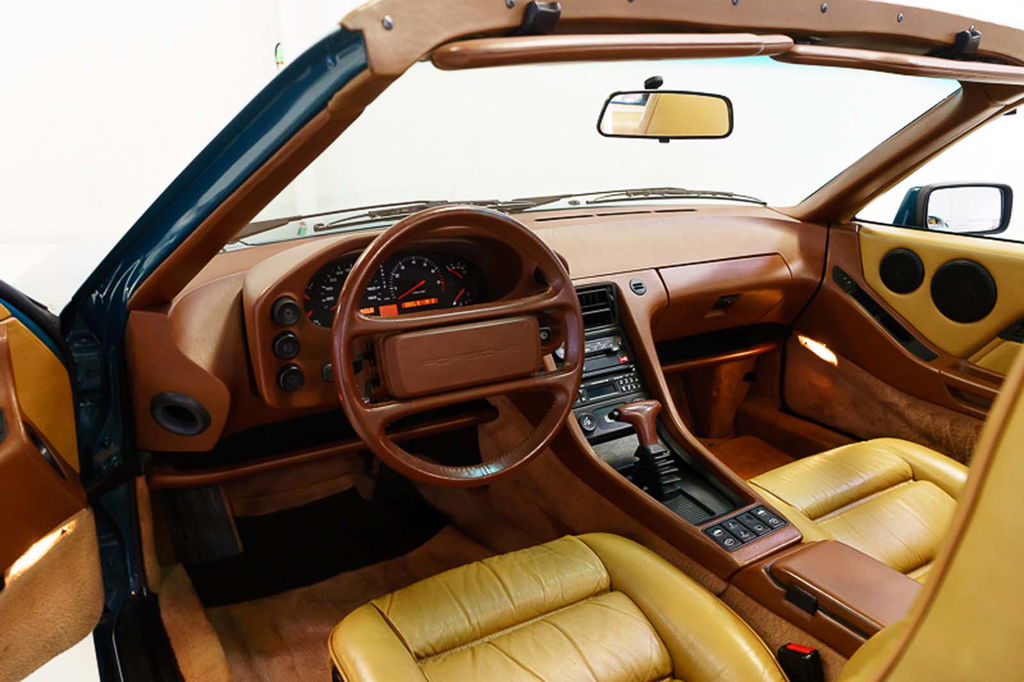 Porsche 928 S4