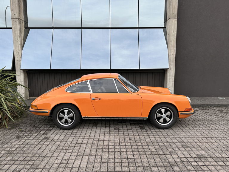 Porsche 911 T