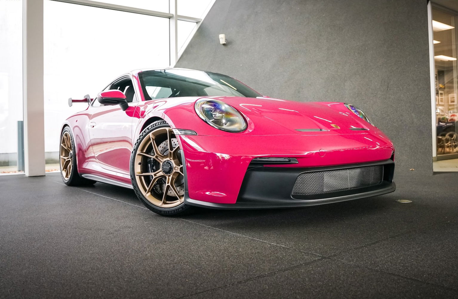 Porsche 992 GT3 2023 - elferspot.com - Marketplace for Porsche
