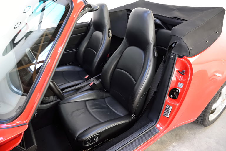 Porsche 993 Carrera 4