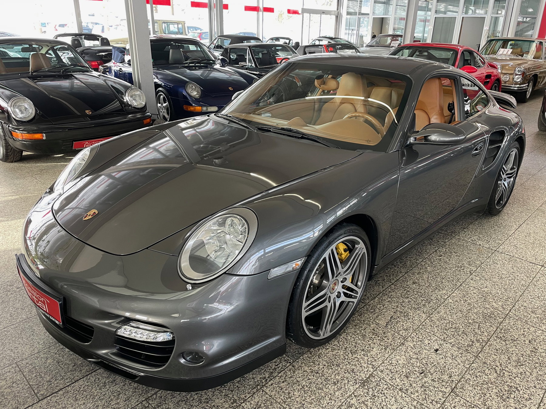 Porsche 997 Turbo 2007 - elferspot.com - Marketplace for Porsche