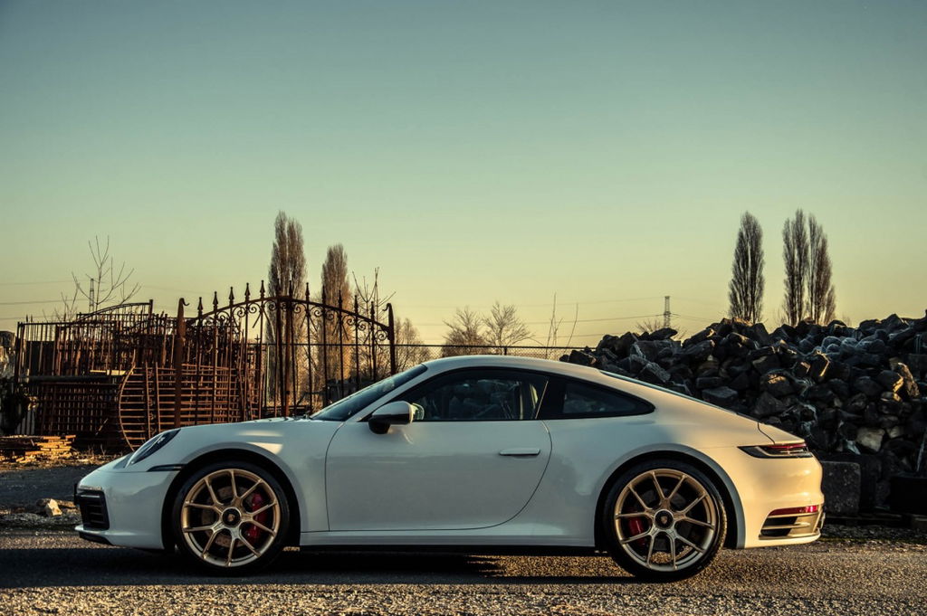 Porsche 992 Carrera 4S