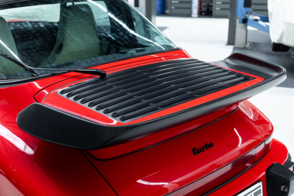 Porsche 911 Turbo 3.3