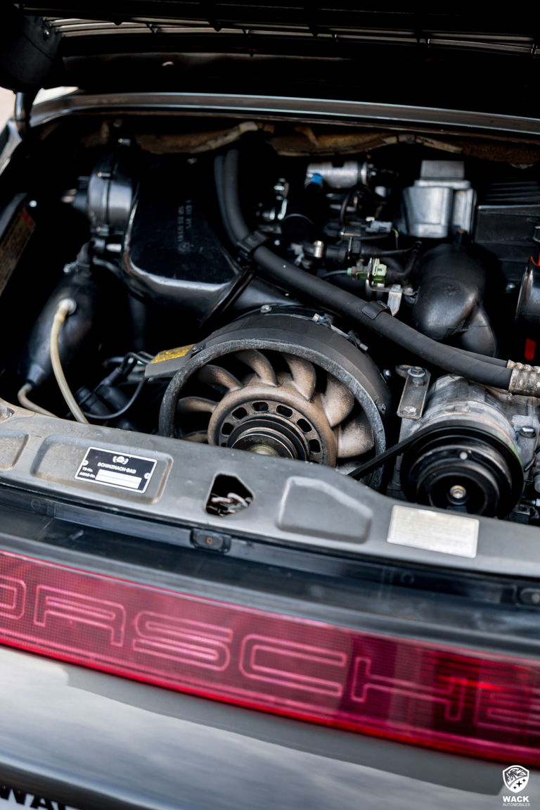 Porsche 964 Carrera 4