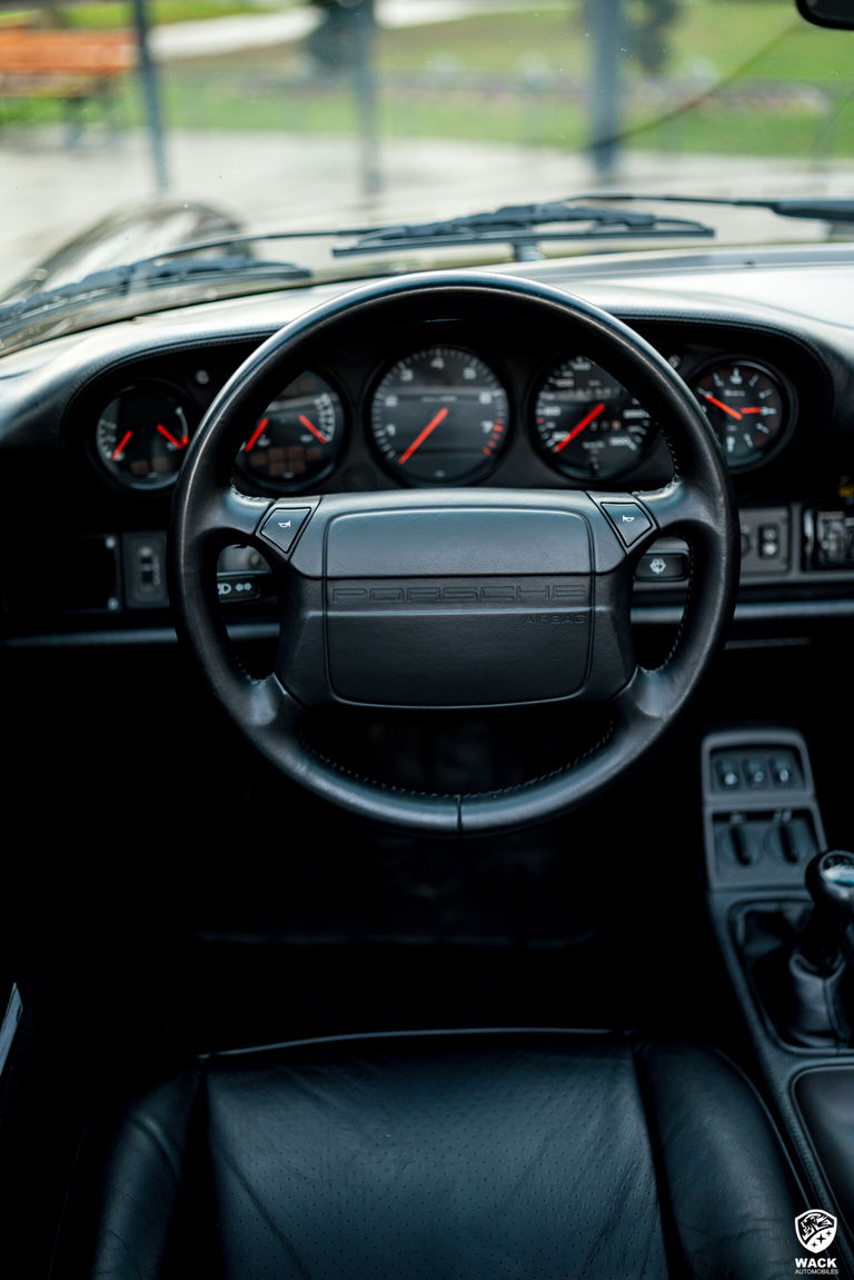 Porsche 964 Carrera 4