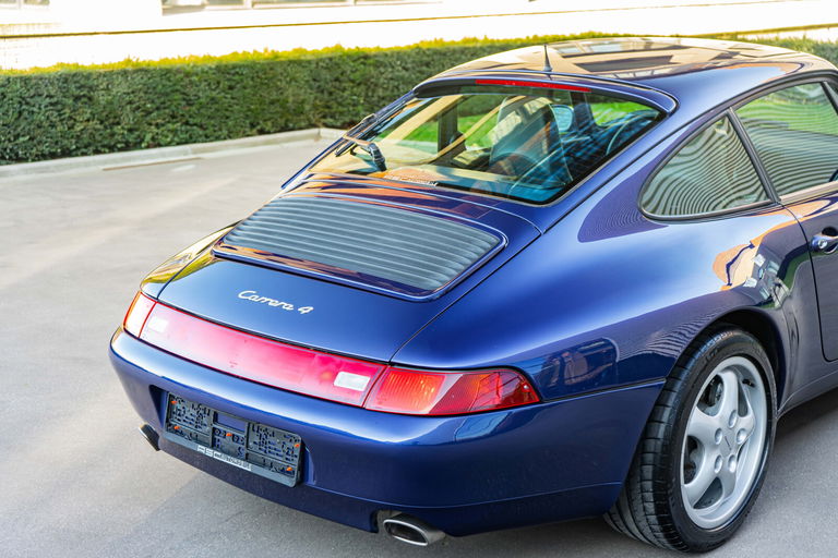 Porsche 993 Carrera 4