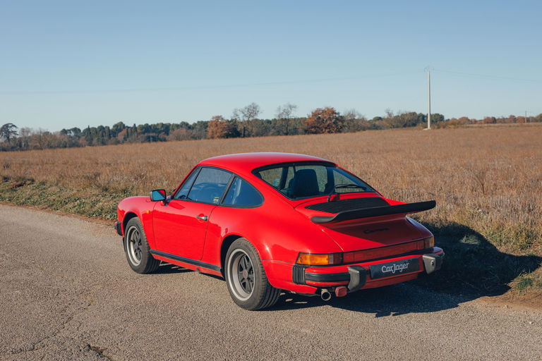 Porsche 911 Carrera 3.2