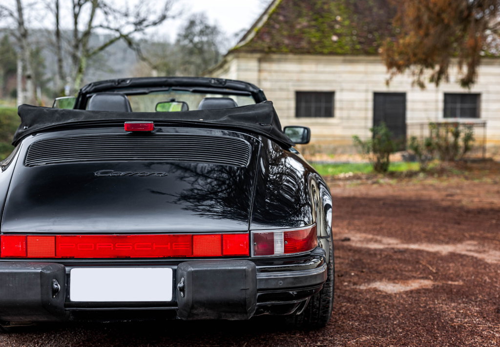 Porsche 911 Carrera 3.2