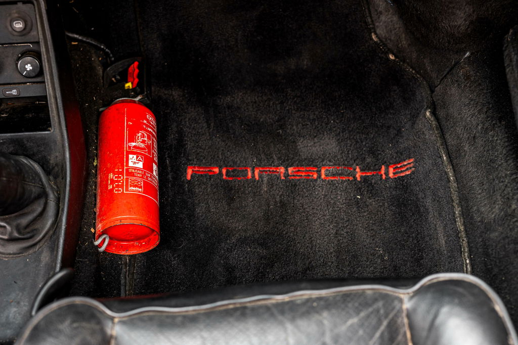 Porsche 911 Carrera 3.2