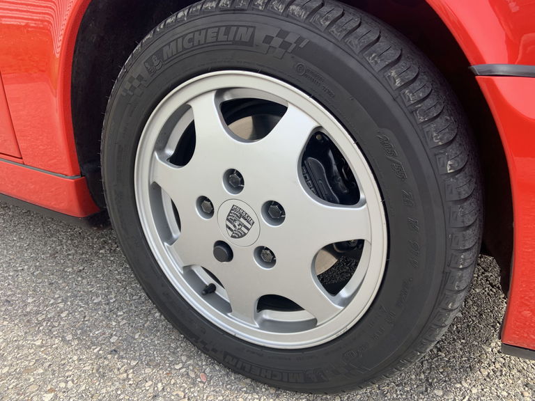 Porsche 964 Carrera 4