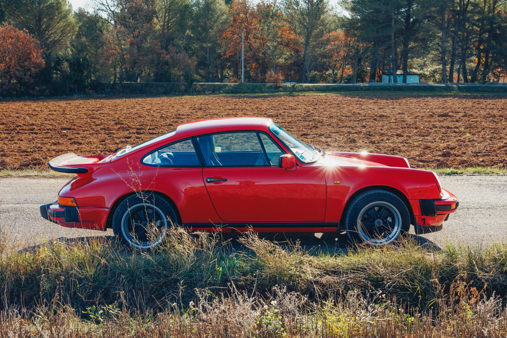 Porsche 911 Carrera 3.2