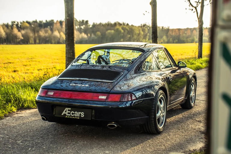 Porsche 993 Carrera 4