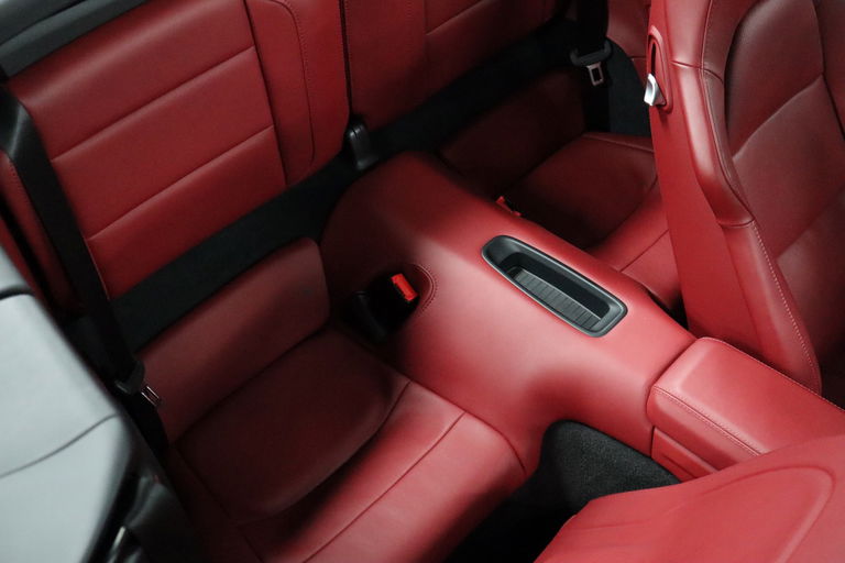 Porsche 991.2 Carrera GTS