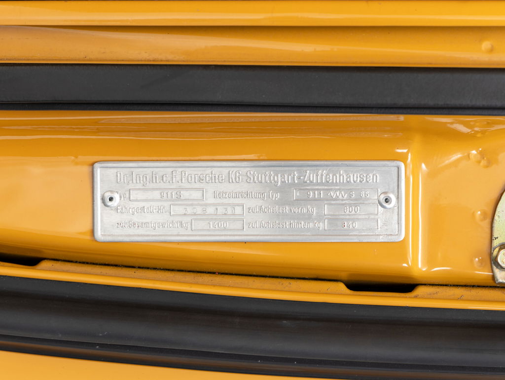 Porsche 911 S (F-Modell)
