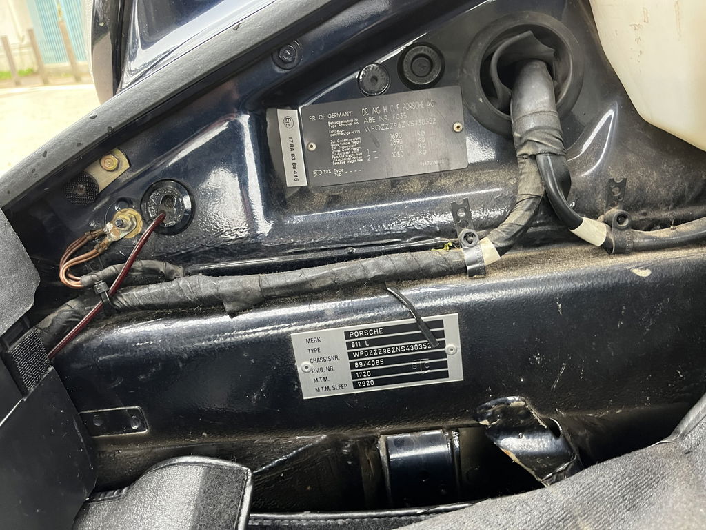 Porsche 964 Carrera 2