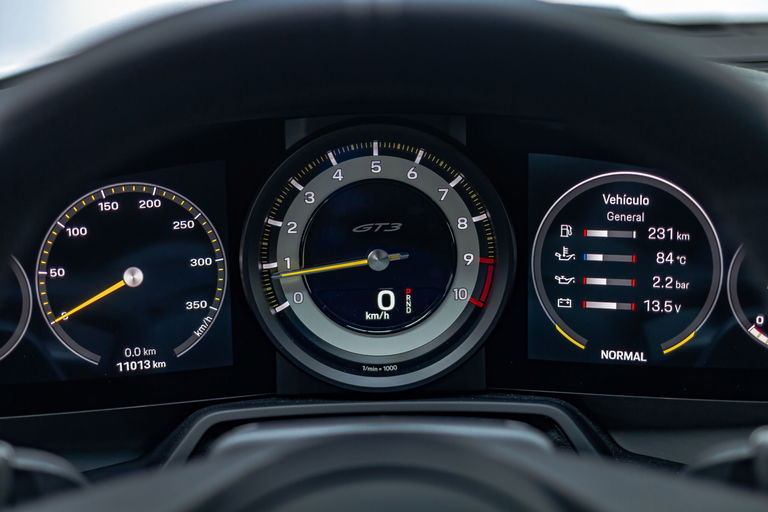 Porsche 992 GT3 Touring