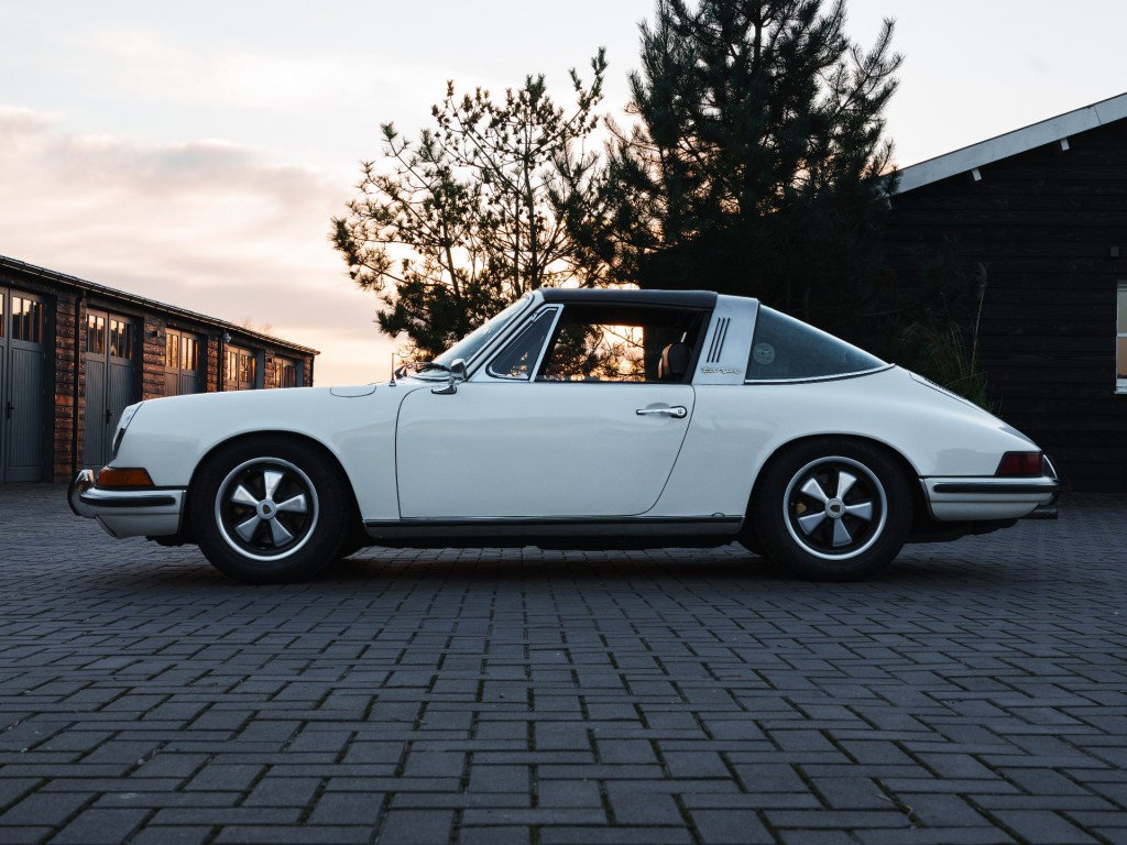 Porsche 911 T