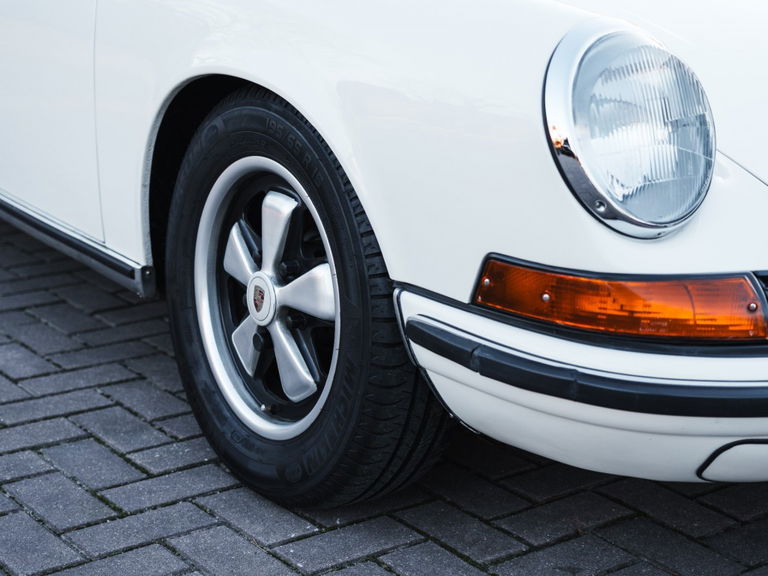 Porsche 911 T