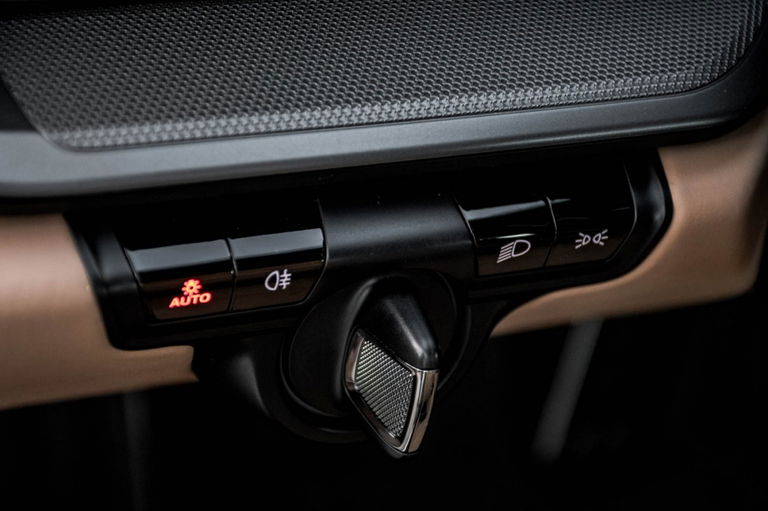 Porsche 992 Carrera 4