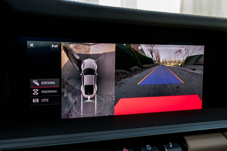 Porsche 992 Carrera 4