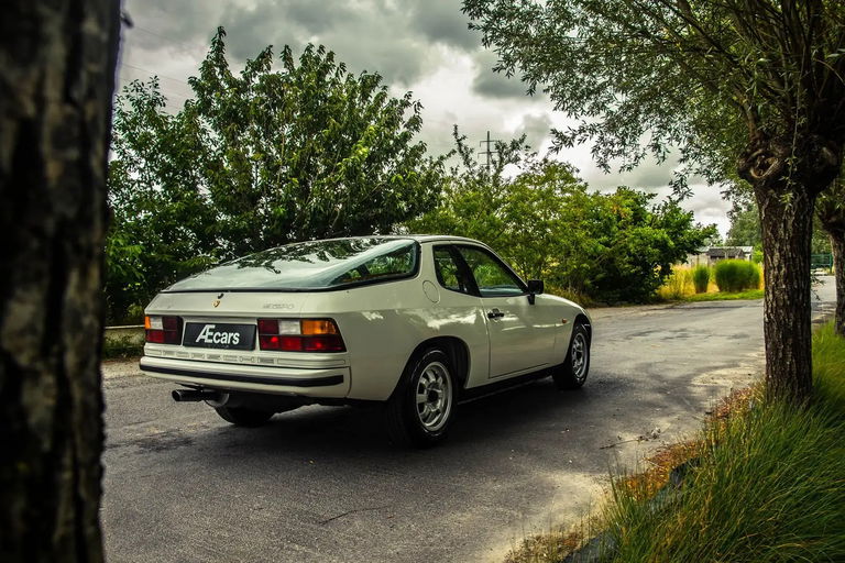 Porsche 924