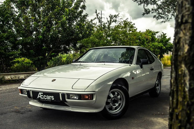 Porsche 924