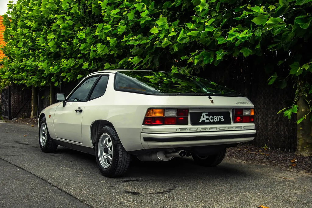 Porsche 924