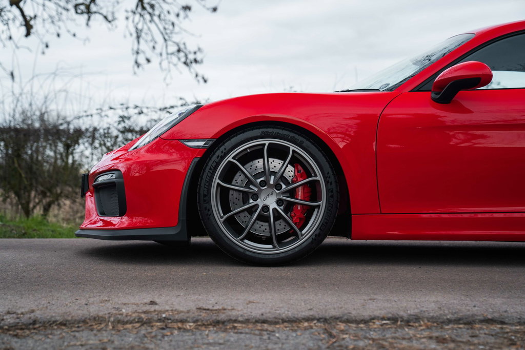 Porsche 981 Cayman GT4