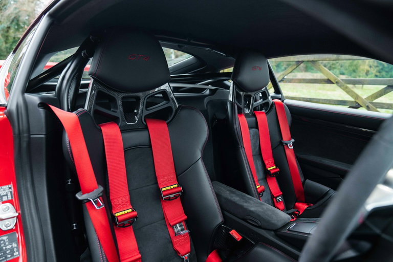 Porsche 981 Cayman GT4