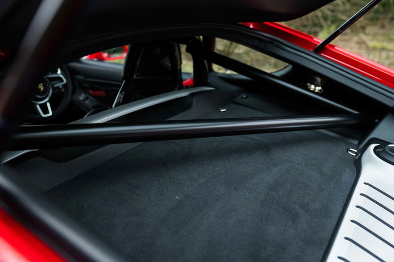 Porsche 981 Cayman GT4