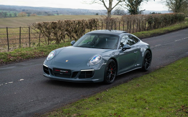 Porsche 991.2 Carrera GTS