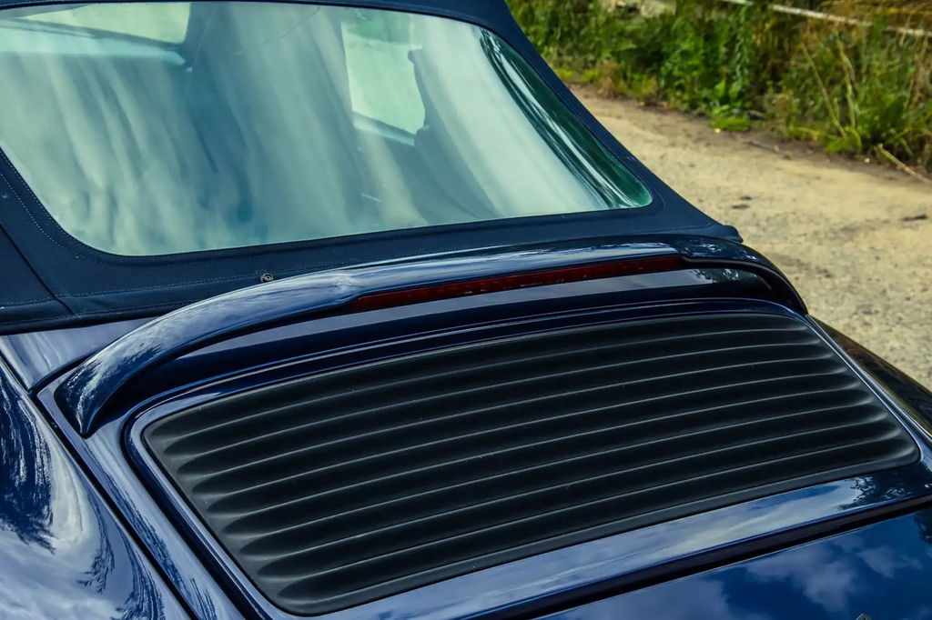 Porsche 993 Carrera 4