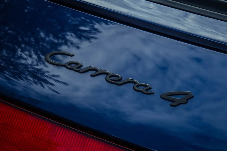 Porsche 993 Carrera 4