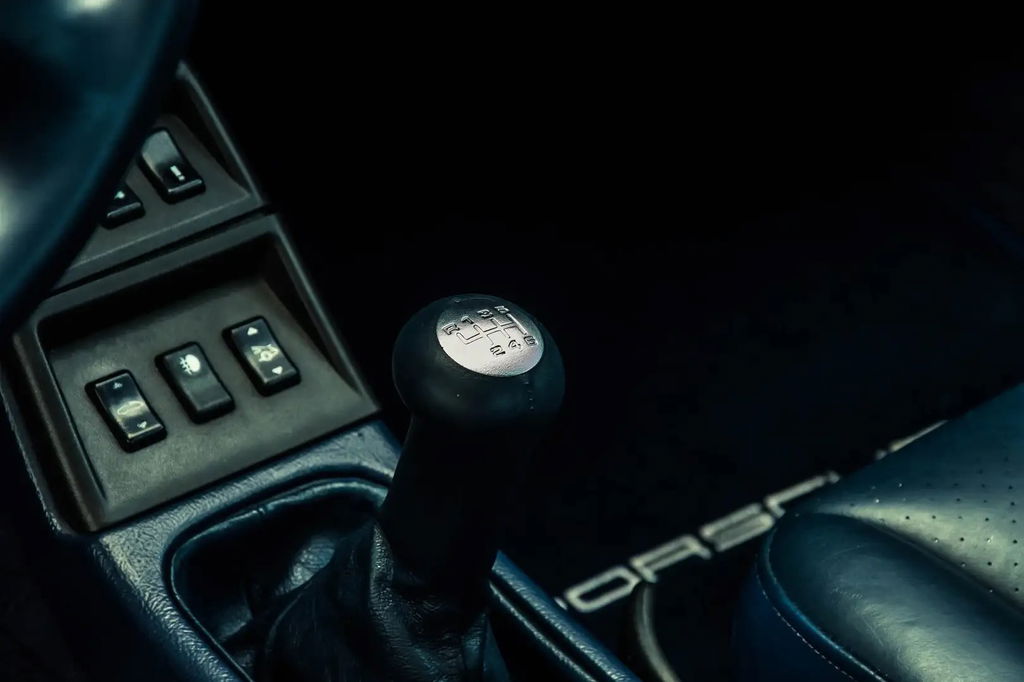 Porsche 993 Carrera 4