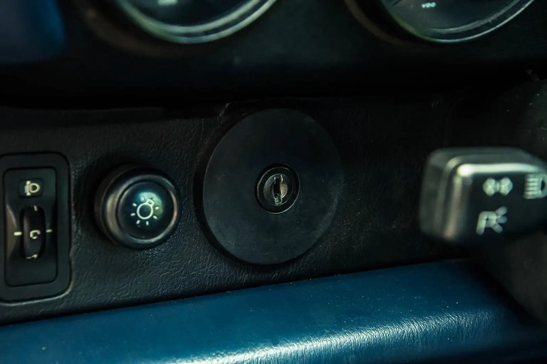 Porsche 993 Carrera 4