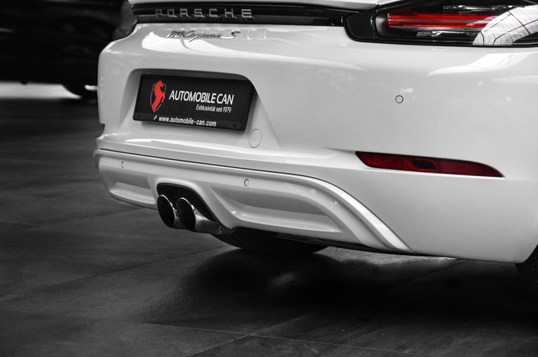 Porsche 718 Cayman S