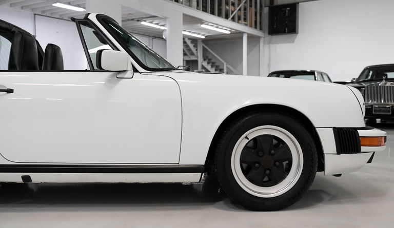 Porsche 911 Carrera 3.2