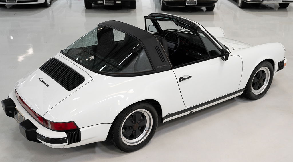 Porsche 911 Carrera 3.2