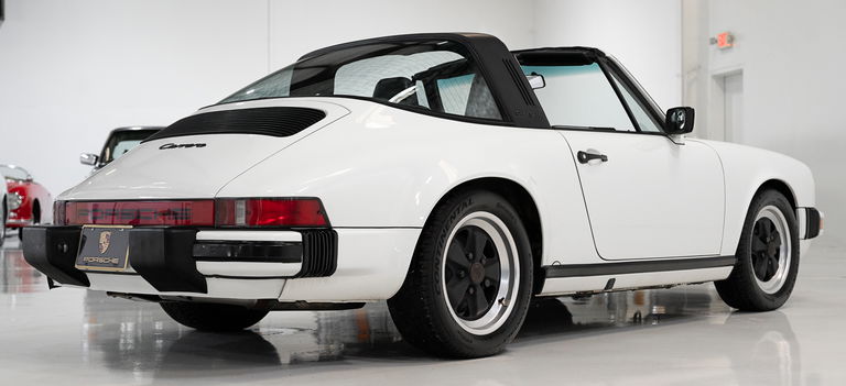 Porsche 911 Carrera 3.2