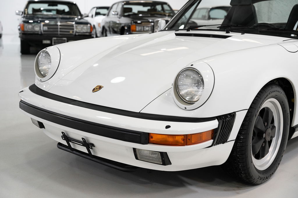 Porsche 911 Carrera 3.2